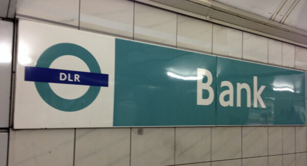 Bank駅 DLR