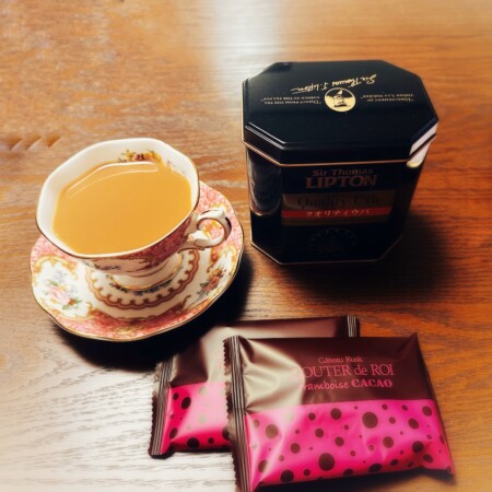 グーテ・デ・ロワ フランボワーズカカオとリプトンクオリティーウバ