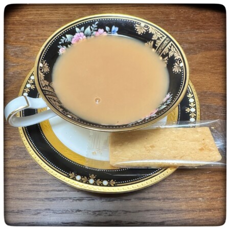 銀座ウエストのサブレスト