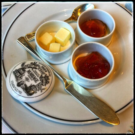 マリアージュカフェのスコーンのクリームとジャム