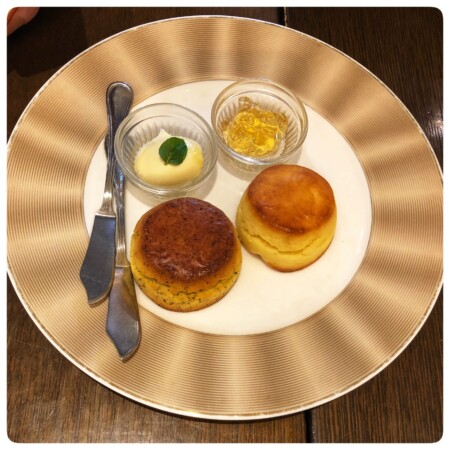 ニナスティーカフェのスコーン