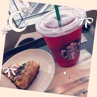 パッションティーとほうれん草のキッシュ in スタバ