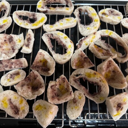 失敗あんパンのラスク