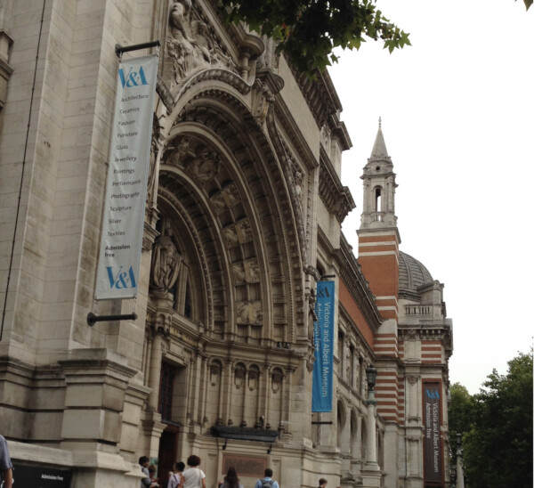 ヴィクトリア・アンド・アルバート博物館 Victoria and Albert Museum